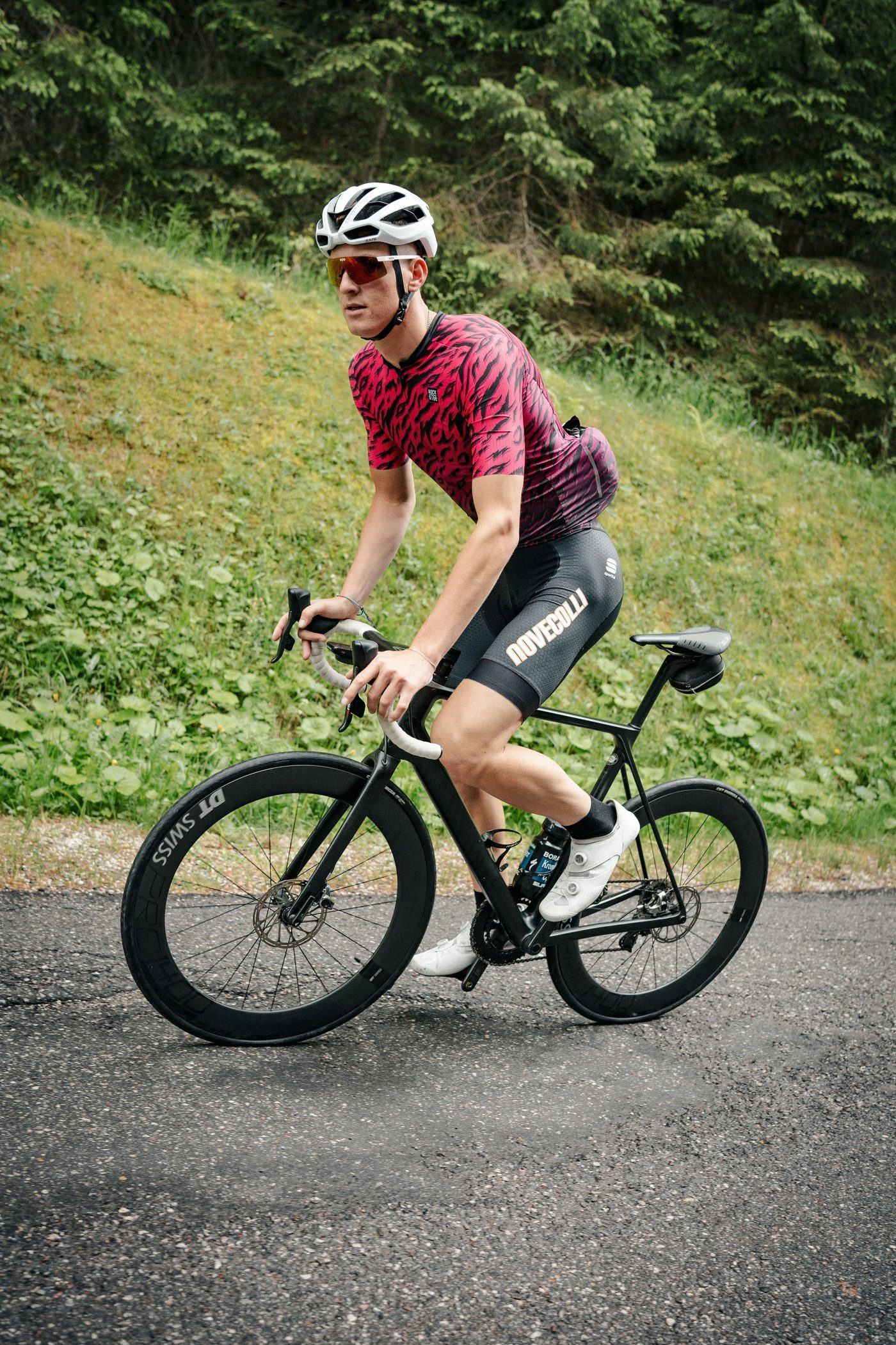 Rennradtraining auf der Straße